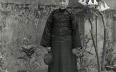 《清服》郎静山摄影艺术作品